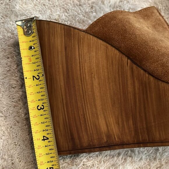 Aldo brown wedge.   Size 37. - Picture 7 of 8